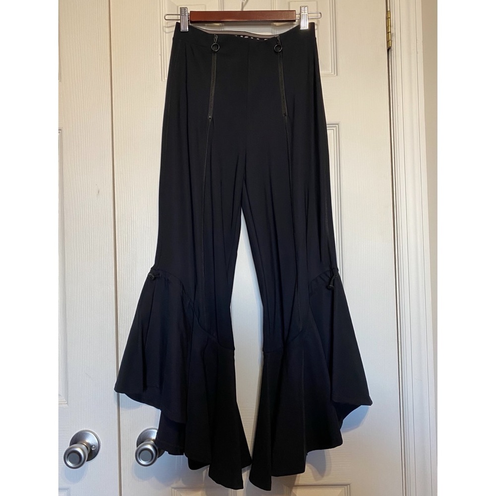 Jonathan Simkhai x Carbon 38 flare Capri pants